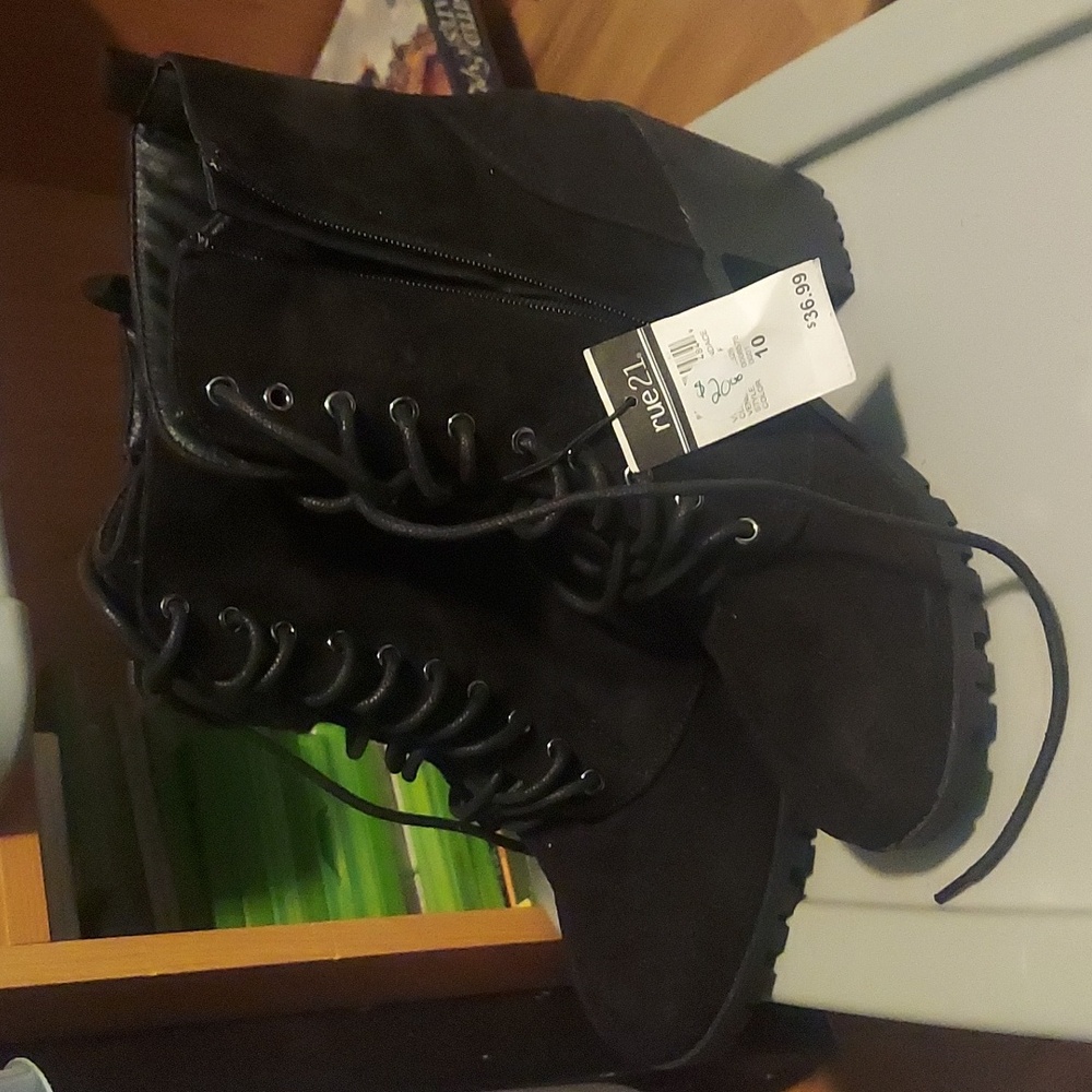 Rue 21 thick high heel boots NWT